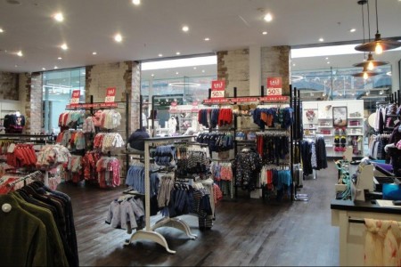 Joules, Swindon - bespoke retail displays