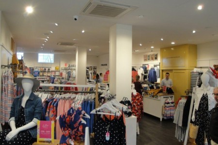 Joules, Waterloo Station - interior, white and yellow