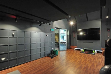 Commercial Shopfittings in London, gym area, panelling, tv