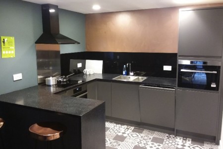 iQ Student Accommodation, Hammersmith - kitchen worktops