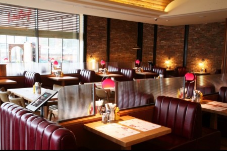 Friendly Phil's Diner - booth seating, wooden tables, bespoke shopfitting