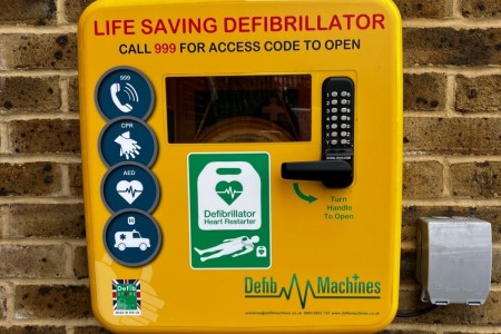 Oakwoods health and safety defibrillator