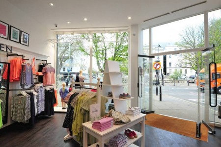 Joules, Cheltenham - entrance area with wooden floor and fittings