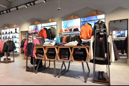 The North Face, Chelmsford - bespoke wooden shelving units for clothing displays