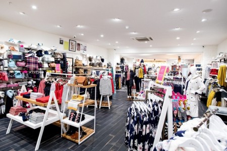 Joules, West Quay, Southampton - bespoke clothing displays